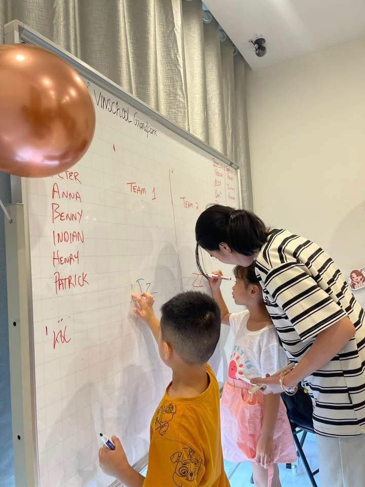 Khóa học tiếng Anh hè cho trẻ em tại GH2 Glory Heights, Vinhome Grand Park, Q9. Lớp sĩ số nhỏ, giáo viên theo sát, cam kết tiến bộ sau khóa học. - 3/4