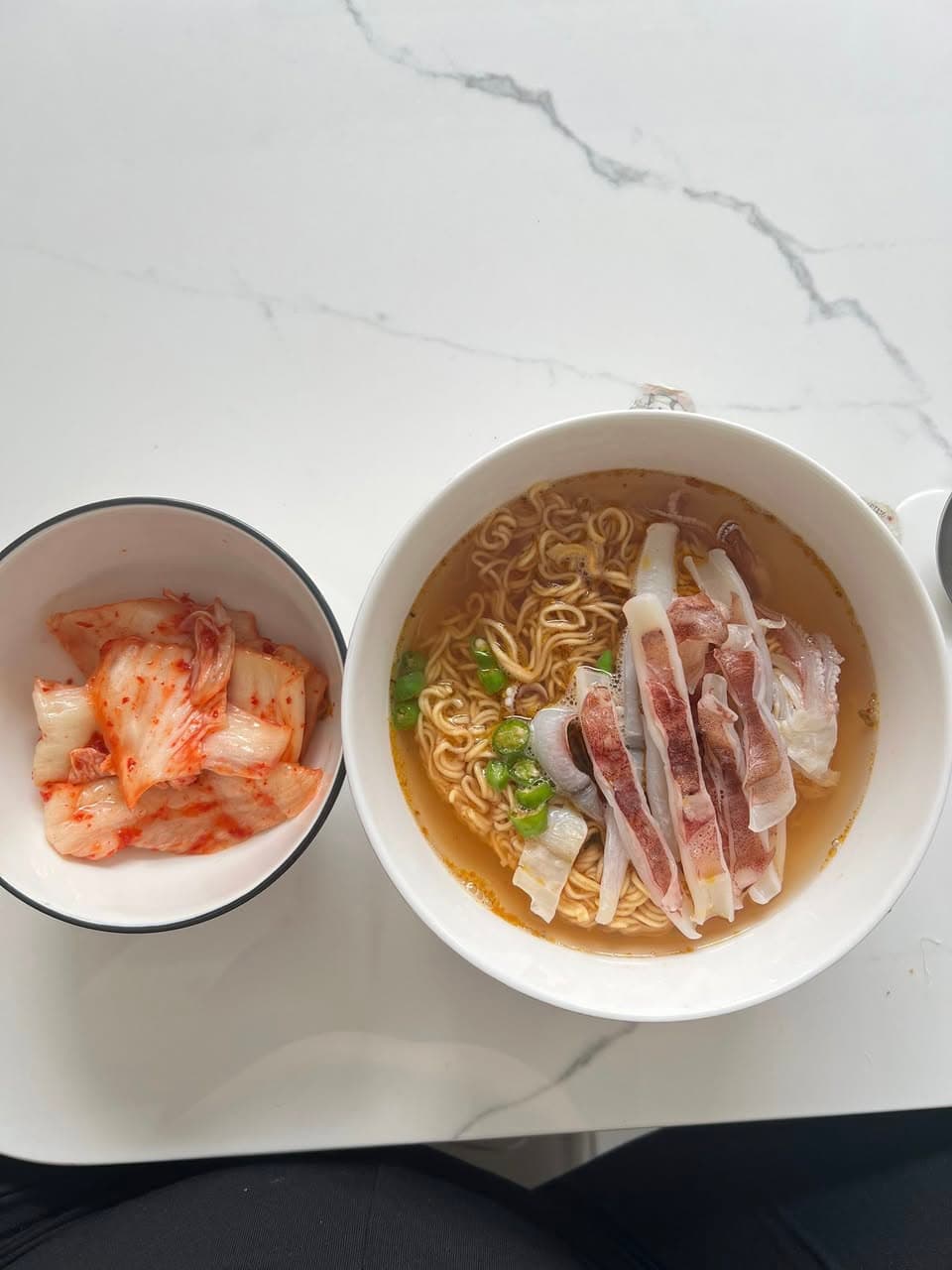 Bán kimchi các loại (cải thảo, củ cải non, hành lá, hẹ) với ưu đãi mua 2 hộp giá không đổi, freeship nội khu BS7. Giá từ 45.000đ/hộp, liên hệ 0906 313 995. - 4/5