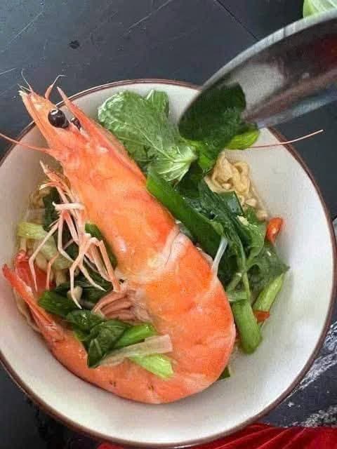 Bán tôm thẻ biển thiên nhiên tươi sống, thịt ngọt, giá 1kg 180k, 2kg 350k. Bao tươi ngon, kiểm tra hàng thoải mái. Miễn ship Vin. - 5/5