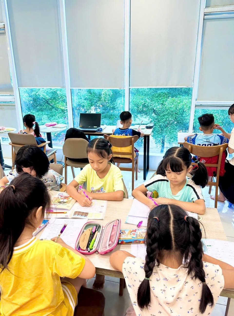 Nhận dạy luyện chữ đẹp, kèm báo bài, Toán Cambridge, tiếng Anh tiểu học và tiền tiểu học cho trẻ từ 5-15 tuổi tại Q9 và Q12. - 3/4