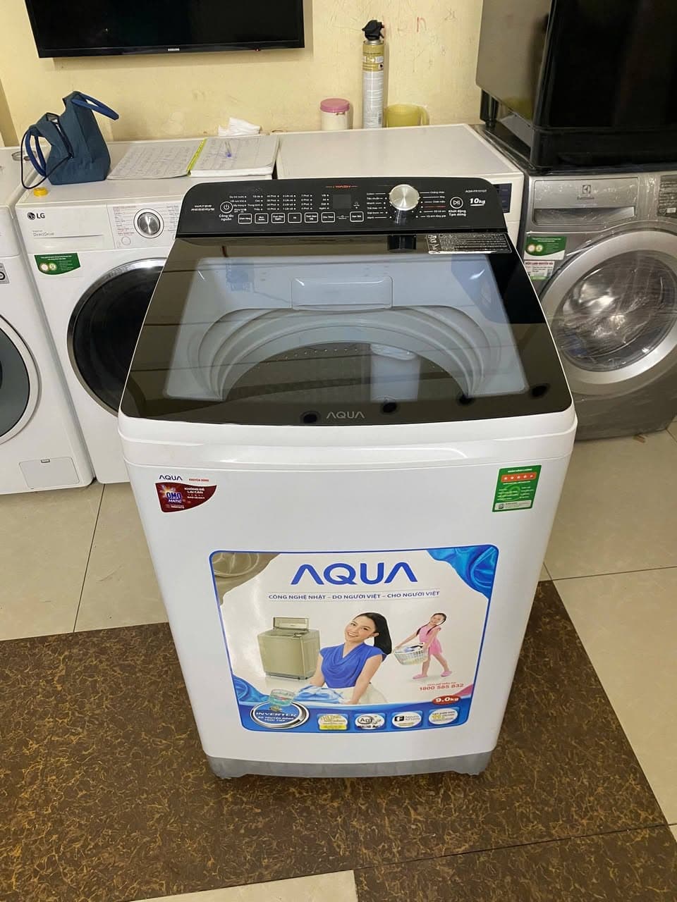 Bán máy giặt Aqua 10kg giá 2tr5, tủ lạnh 189L inverter tiết kiệm điện giá 3tr1, miễn phí ship, lắp đặt và bảo hành 3 tháng. - 3/3