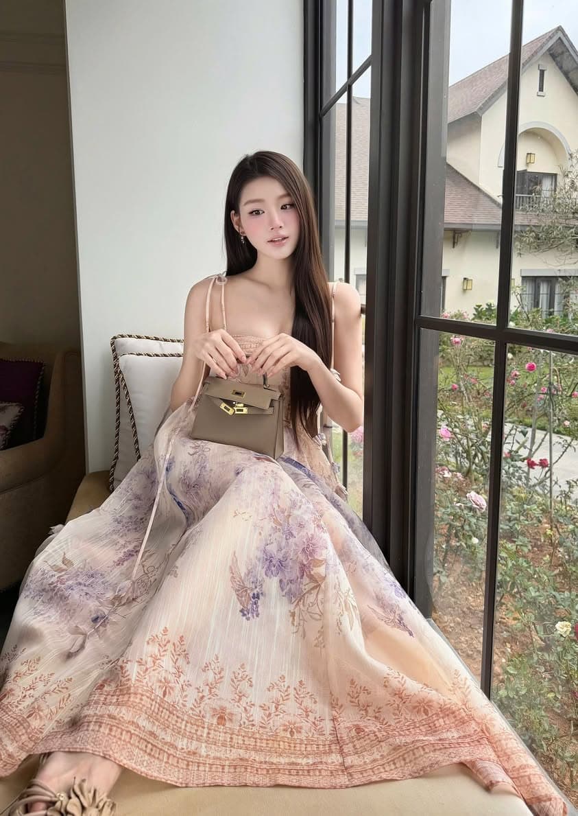 Dịch vụ cho thuê đồ hiệu & thiết kế tại Vinhomes Grand Park, giá thuê từ 100k/lần, hỗ trợ chọn đồ theo dáng người, tặng kèm phụ kiện. - 2/5