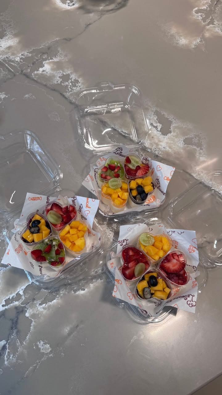 Tiệm Bánh Xinh Xinh bán panna cotta trái cây tươi, combo và set bento, nhận đặt bánh sinh nhật kiểu mới. Giá từ 35K/hủ, liên hệ 0961 784 858 tại Quận 9. - 2/5