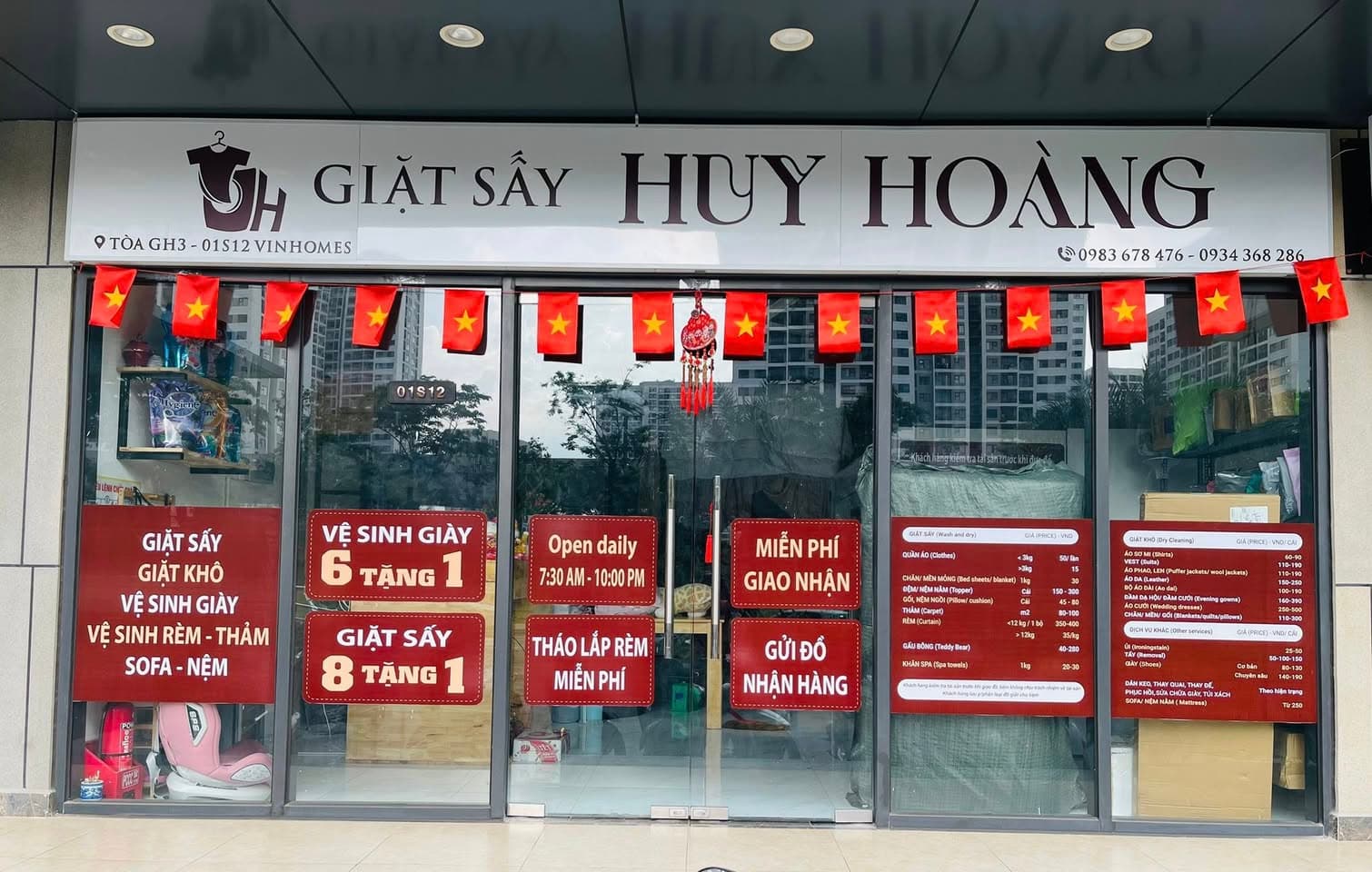 Tiệm Giặt Sấy Huy Hoàng chuyên giặt sấy, vệ sinh giày, xử lý chăn mền, quần áo ẩm mốc. Giao nhận tận sảnh miễn phí tại Vinhomes Grand Park. - 2/2