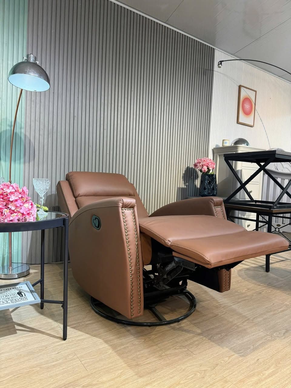 Ghế thư giãn chỉnh điện xoay 360 độ, new 100% nguyên thùng, sale dọn kho giá 3tr5, miễn vận chuyển toàn quốc. Liên hệ 0826986062. - 3/3