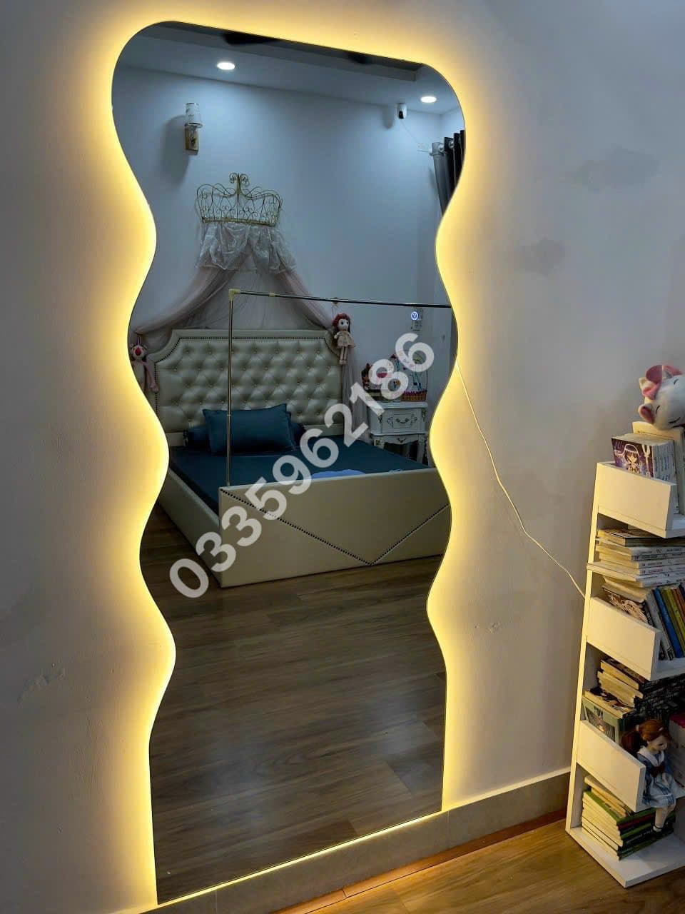 Nhận làm và lắp đặt gương decor, gương bàn trang điểm, gương phòng tập theo yêu cầu. Hỗ trợ ship và lắp đặt trong ngày tại TPHCM, Biên Hoà, Bình Dương. - 2/5