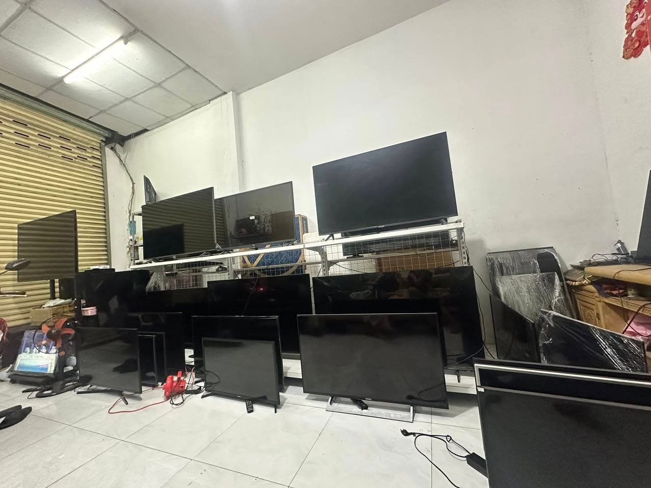 Thanh lý tivi mới 90-95%, nhiều hãng, bảo hành đầy đủ, giá từ 1tr2 đến 9tr, liên hệ 0972949125, tại Hóc Môn, TPHCM. - 3/5