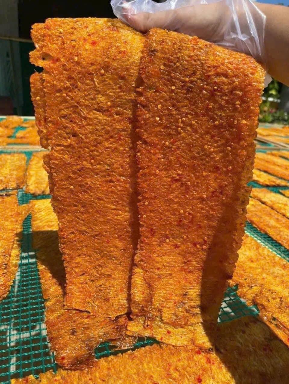 Chuyên các món ăn vặt, mực rim cay, cá bò sợi, mắm các loại, chân gà cay nhà làm. Liên hệ Zalo/SĐT để đặt và ship hàng nhanh. - 4/5