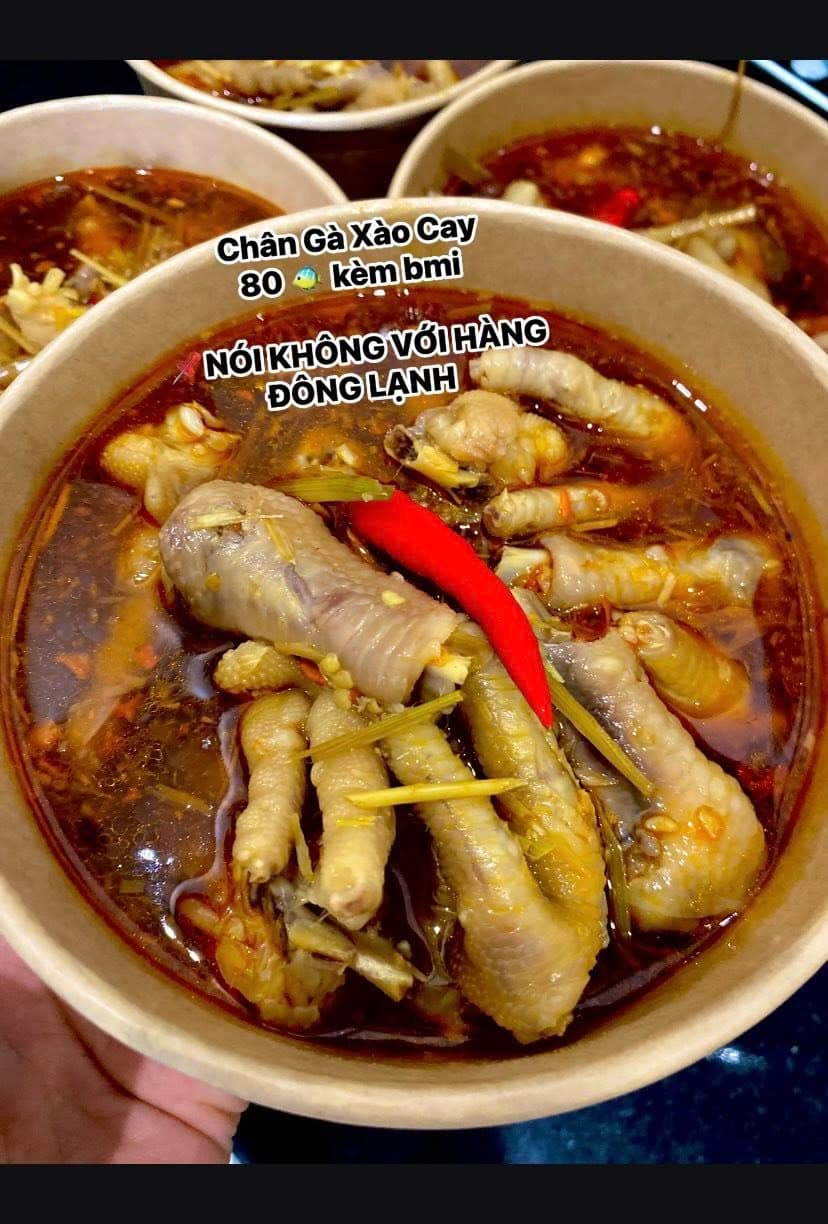 Bếp nhận ship đồ ăn đêm tới 12h khuya, phí ship 5k/đơn, sau 22h phí 10k. Đặt món ăn khuya giao tận nơi, phù hợp cho cư dân cần ăn đêm. - 3/4