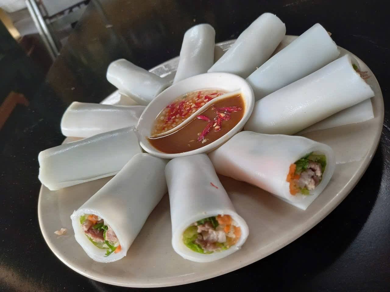 Phở Cuốn Thu Nguyên bán các món phở cuốn, phở chiên phồng, phở trộn, cơm cháy chả cá chuẩn vị Hà Nội, giao hàng nội khu Vinhomes Grand Park. - 2/5
