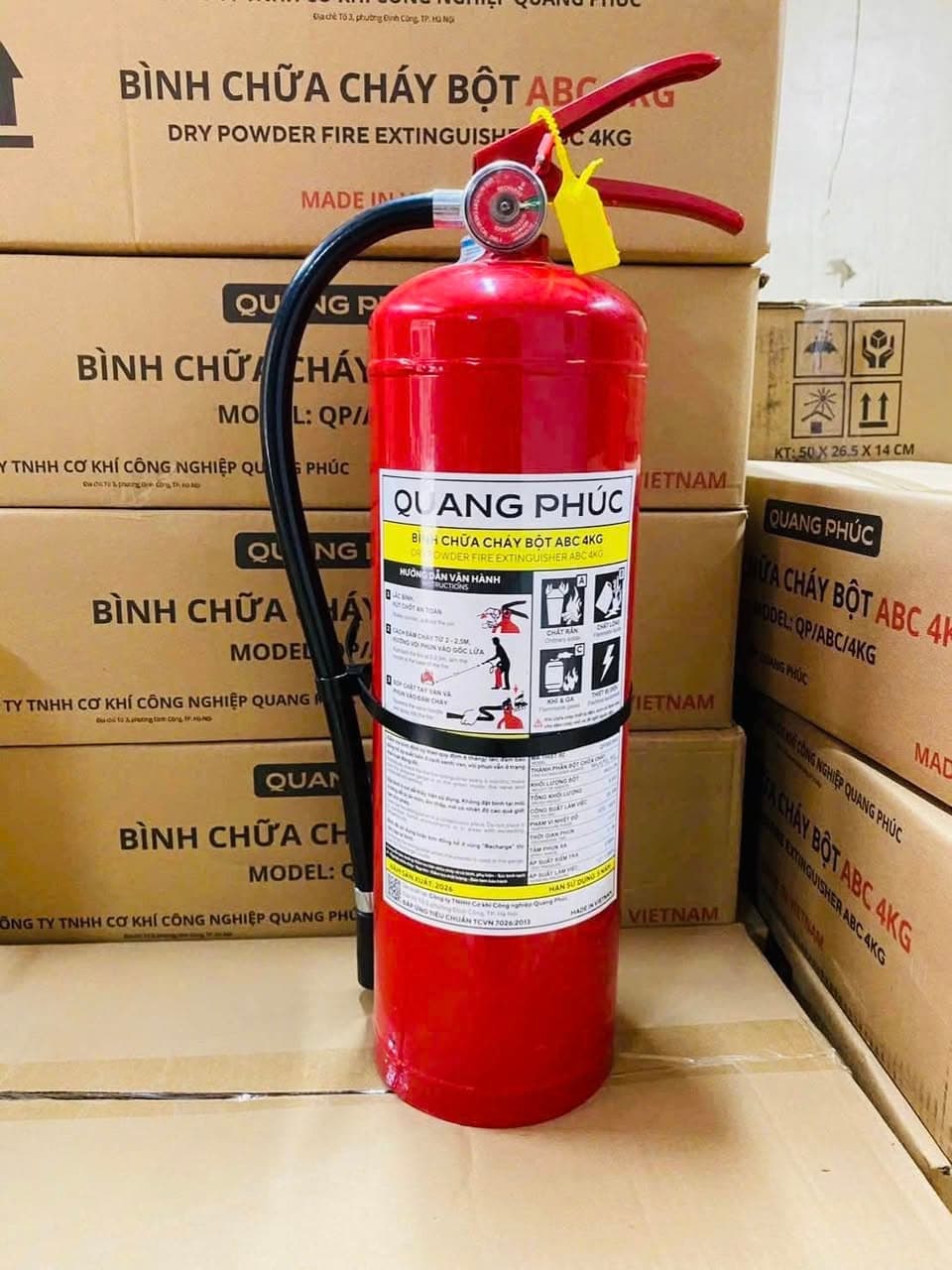 Cung cấp bình chữa cháy, thiết bị PCCC, cửa chống cháy, đèn exit, bảo hộ lao động tại TP.HCM, Bình Dương và toàn quốc. LH: 0963002702. - 1/5
