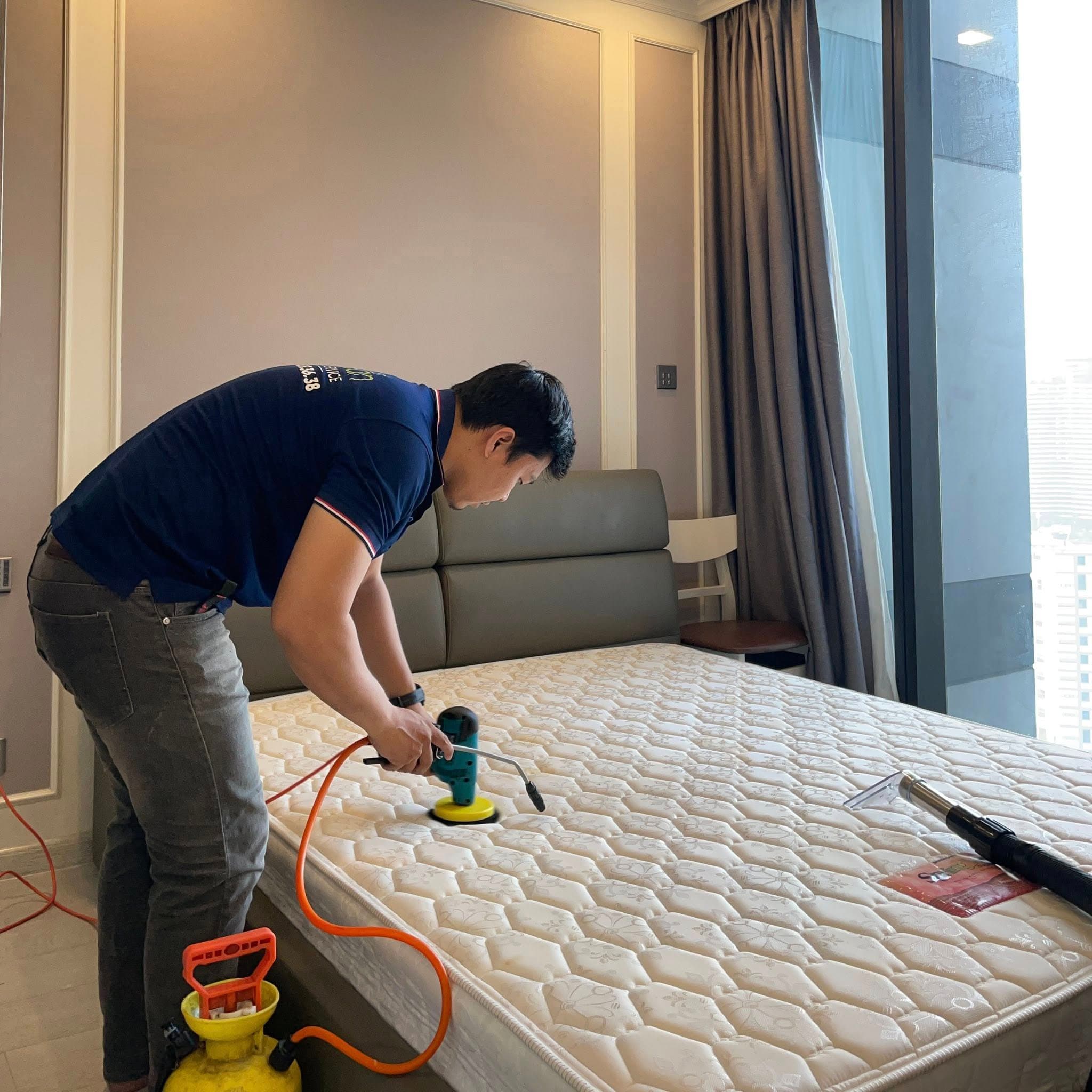 Dịch vụ vệ sinh sofa, nệm, rèm, thảm tận nhà. Sử dụng nước giặt tự nhiên, an toàn cho trẻ nhỏ. Giá từ 35k, liên hệ 090.809.3638. - 3/5