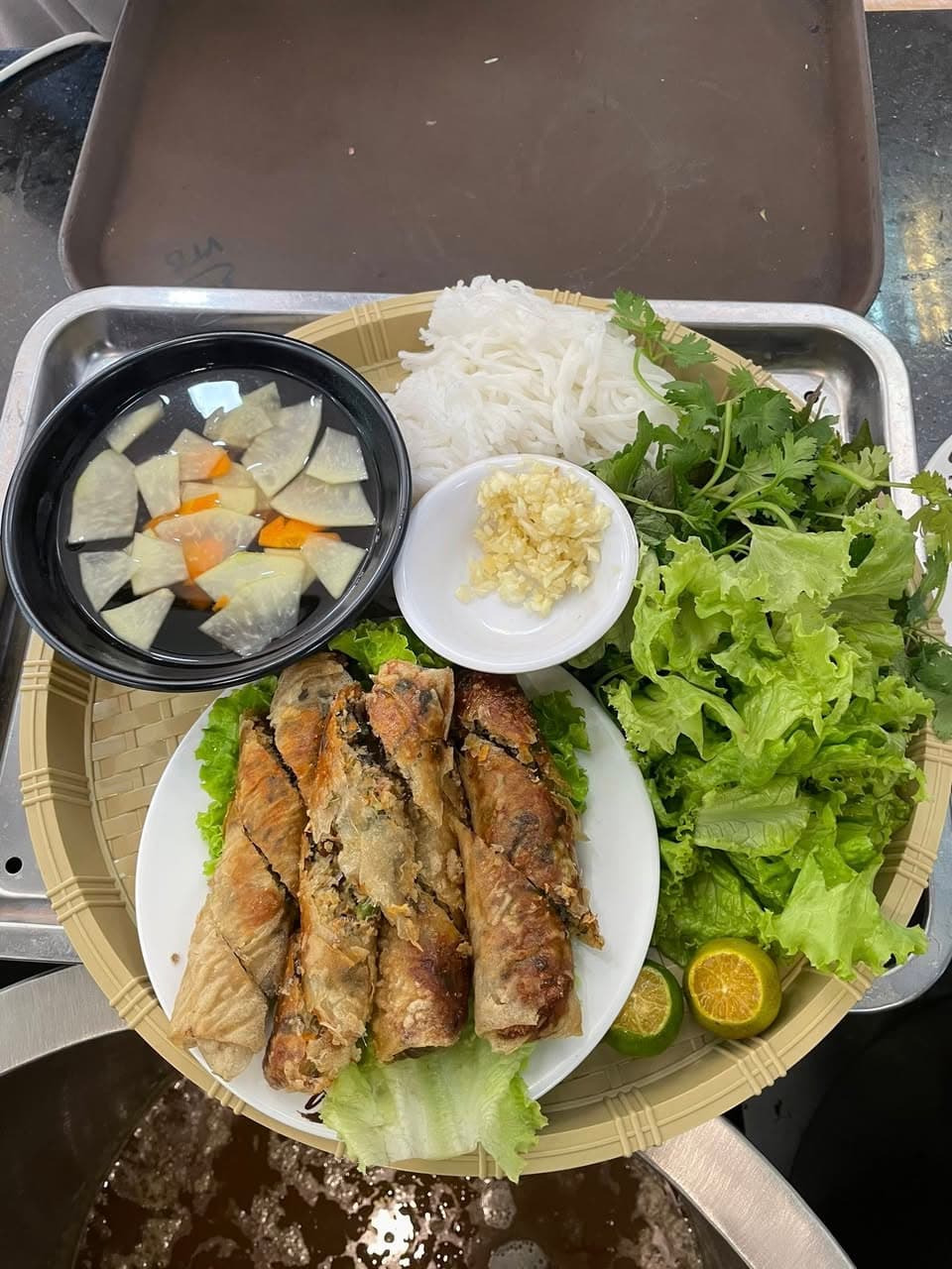Phở Thìn - Nét Hà Nội phục vụ bún chả, phở bò, phở gà, bún thang, bánh tôm, bánh gối, cơm chiên, phở xào chuẩn vị Bắc. Mở cửa 6h30-21h30. Hotline: 090 769 988. - 5/5