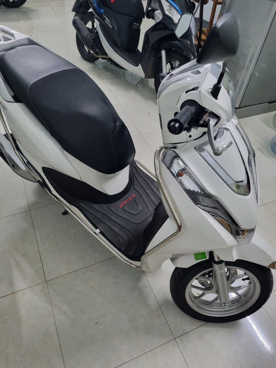 Dịch vụ cho thuê xe, thuê xe kéo, kích bình xe giá rẻ, giao tận nơi khu vực Vinhomes. Liên hệ: 0876391204. - 5/5