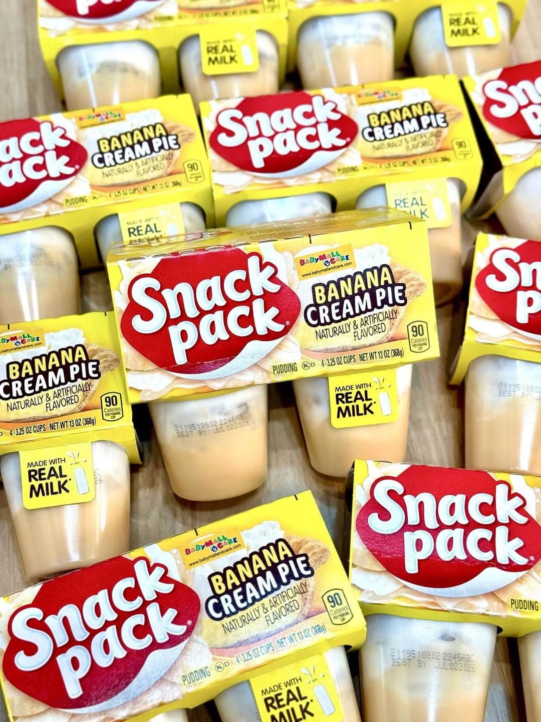 Pudding sữa Snack Pack mềm mịn, vị chuối nhẹ, không phẩm màu, phù hợp cho bé từ 6 tháng, biếng ăn, tráng miệng mùa hè. Có sẵn tại Masterise Centre Point. - 1/1