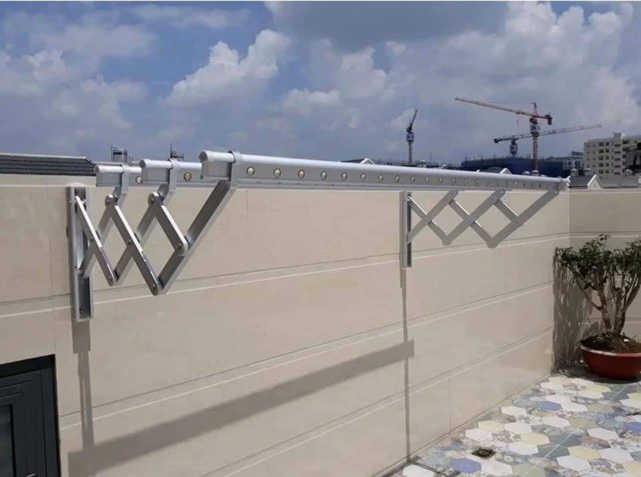 Nhận lắp rèm, giường, tủ, dàn treo phơi đồ giá sinh viên tại khu vực Vinhomes. Liên hệ 0876391204 để được tư vấn và hỗ trợ. - 3/5