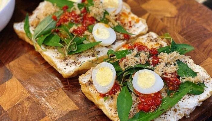 Đồ ăn vặt nội khu: trứng cút lộn muối ớt, sò lông mỡ hành, đậu hủ hấp. Miễn ship nội khu, giá từ 25K. Liên hệ Zalo: 0793404880. - 1/4