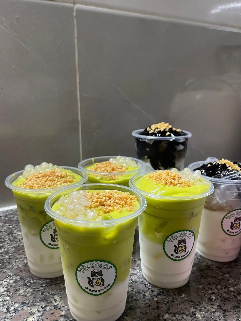 Đồ uống đêm, menu nước kèm trân châu dừa nhà làm. Đặt hàng qua số 0376551830. Phù hợp cho team cú đêm thèm nước. - 3/4