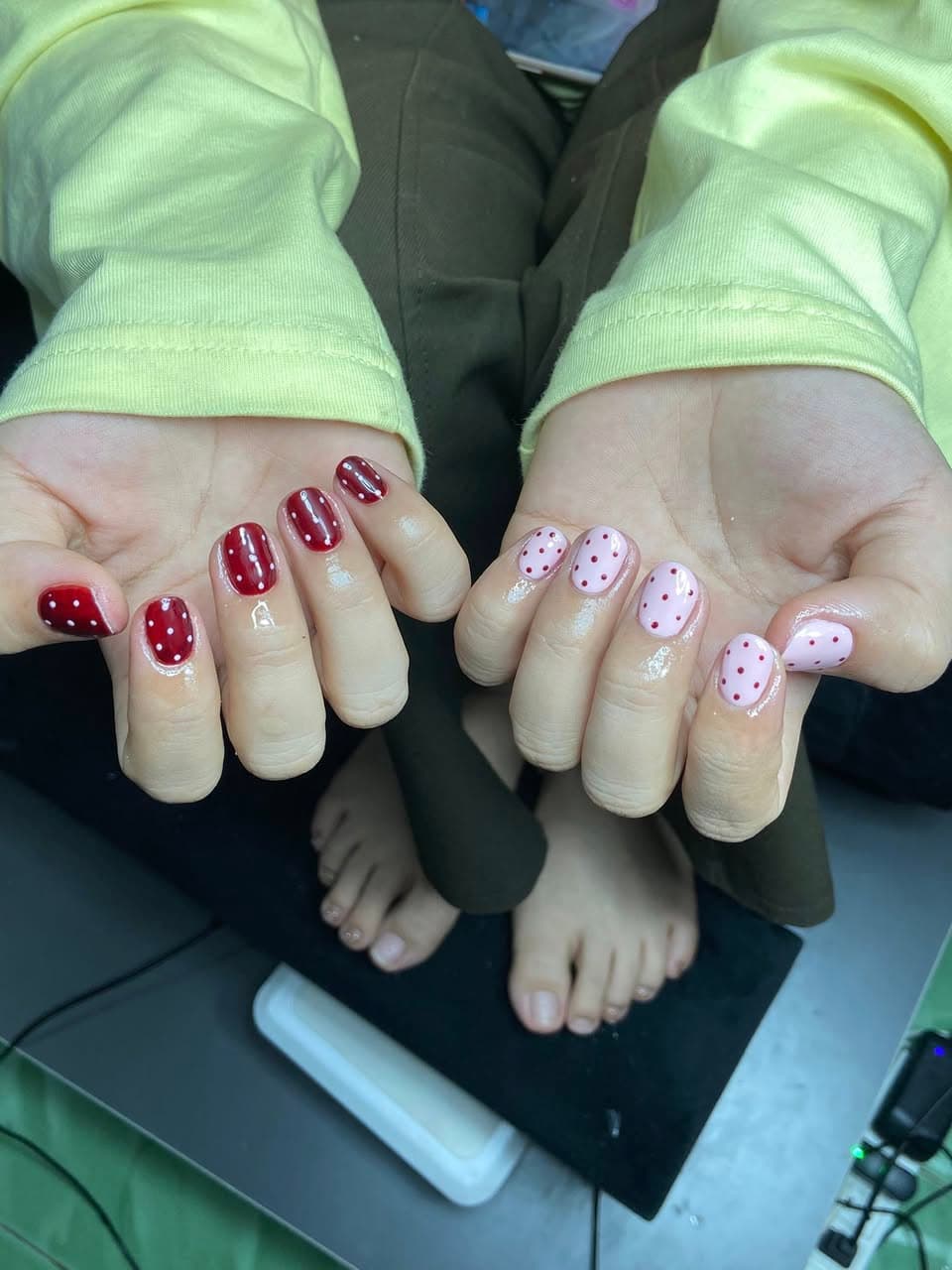 Dịch vụ làm nail 1:1 giá học sinh, sinh viên tại 983 Nguyễn Xiễn, Long Bình, Thủ Đức. Nhận thiết kế nail đẹp, liên hệ Zalo 0337909064. - 2/4