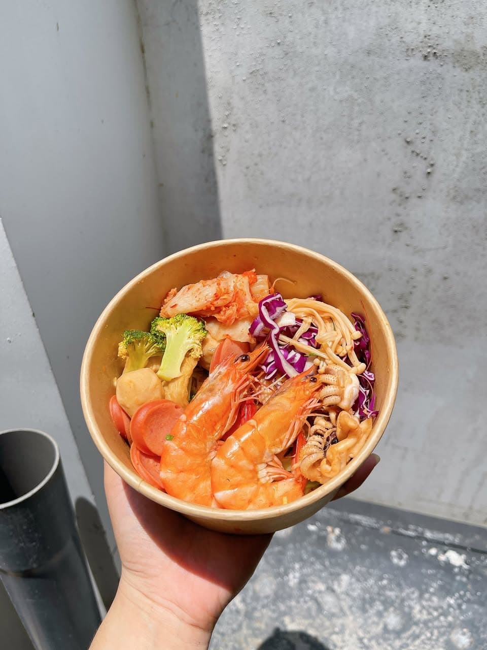 Nhà Gạo food & drink bán mì cay, tokbokki, sữa chua lắc, nước cam, ba chỉ bò mỹ... Nhận ship nhanh tận nơi, giá từ 15k. - 1/4